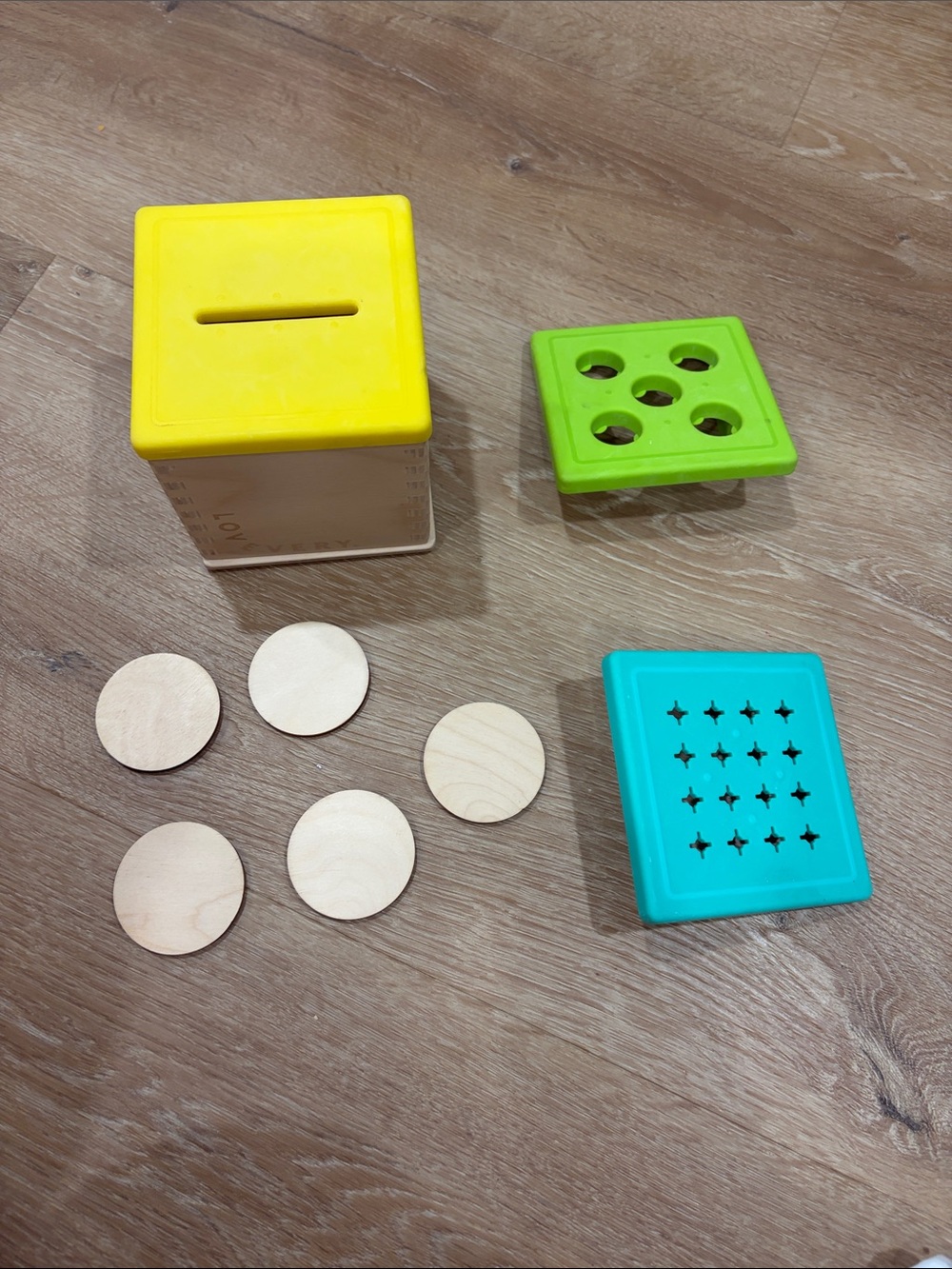 Lovevery Wooden Coin Bank Drop Box With Coins